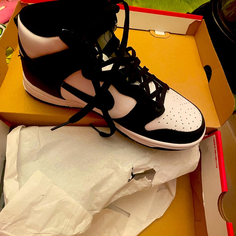 Nike Dunks High Tops, Black and White, Size 8.5 in Women or Size 7 in Men